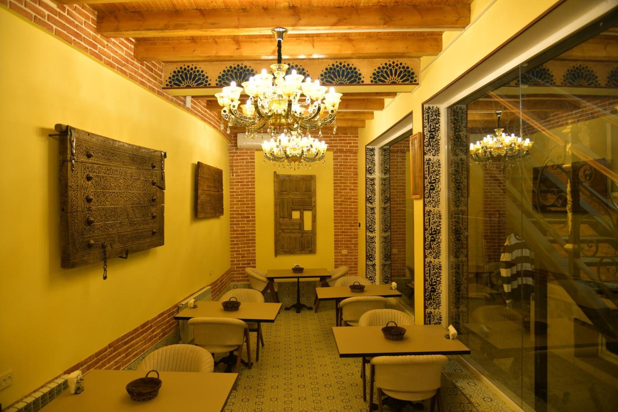 Mulberry Hotel Tashkent Exterior foto