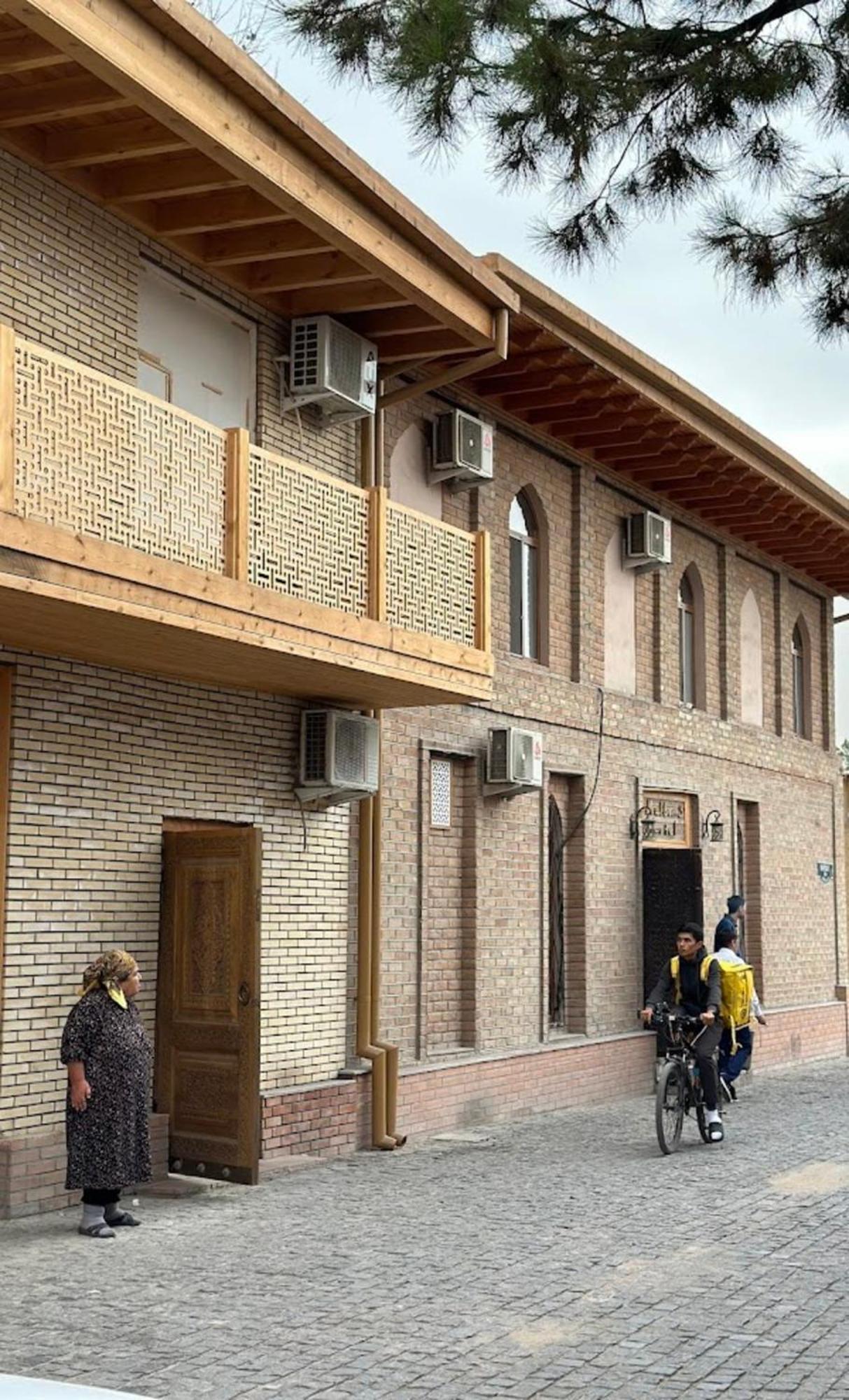Mulberry Hotel Tashkent Exterior foto